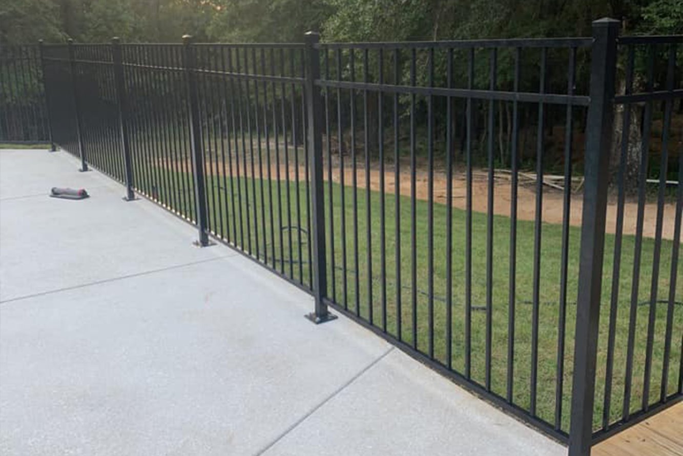 Making the Choice for Aluminum Fencing