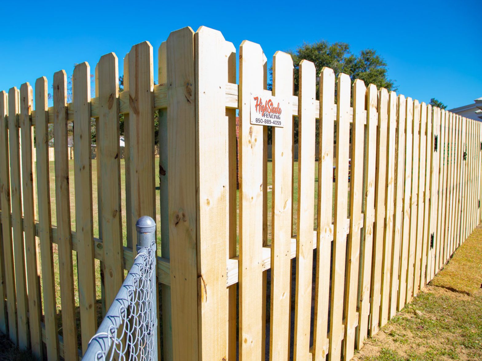 Wood Fence Tips for the Best Installation in Pace, Florida