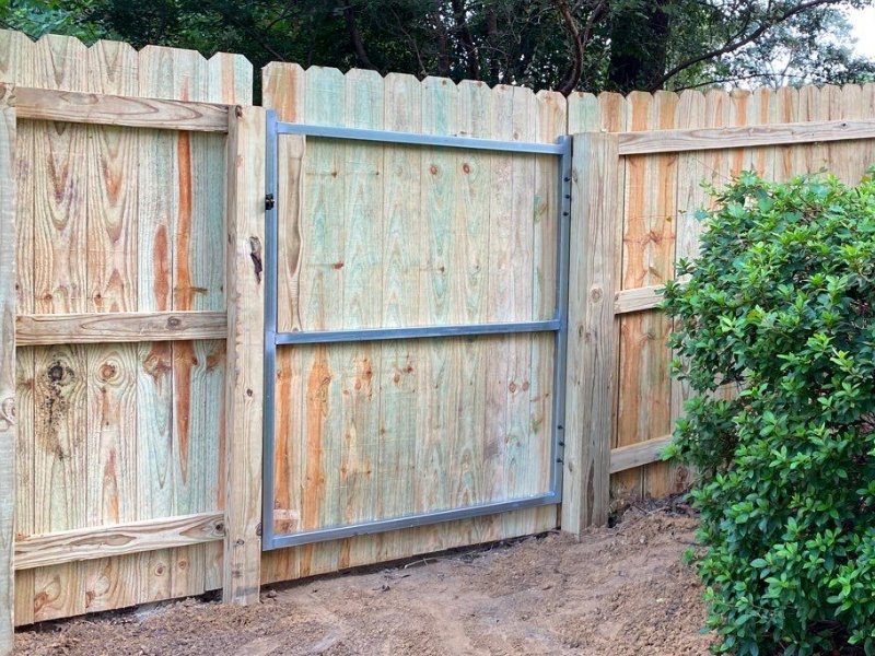 Avalon Beach Florida wood privacy fencing