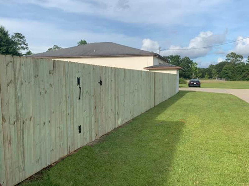 Pensacola Beach Florida wood privacy fencing