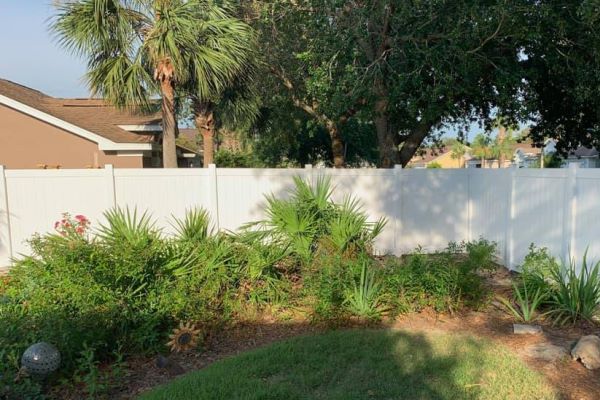 Vinyl fence installation in Milton Florida